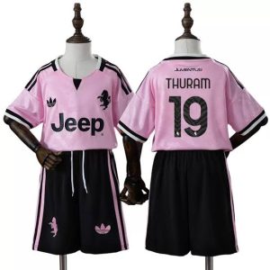 Detský dres komplet Juventus 2026/27 Khéphren Thuram 19 Preč červená