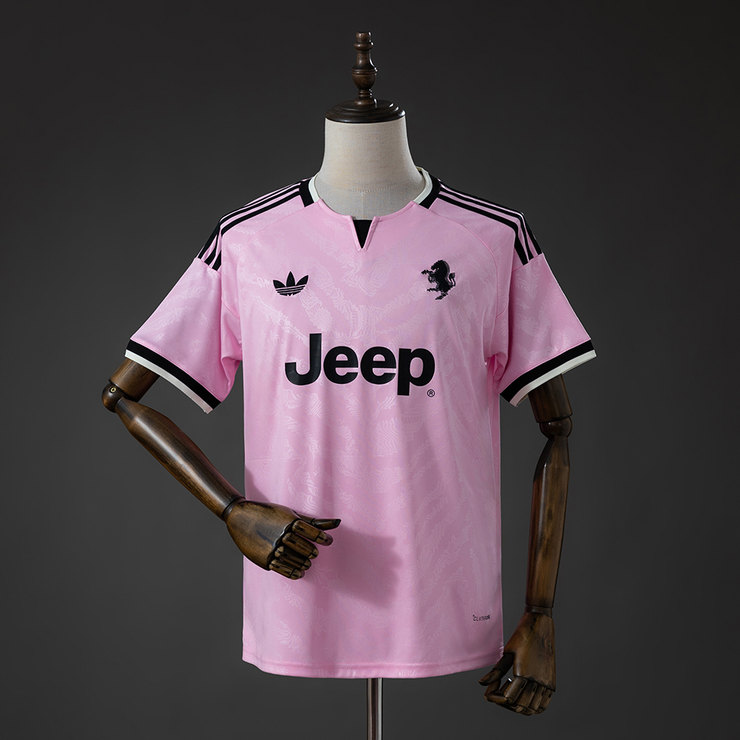 Pánsky Futbalový Dres Juventus 2026/27 Preč Ružová 1 Pánsky Futbalový Dres Juventus 2026/27 Preč Ružová