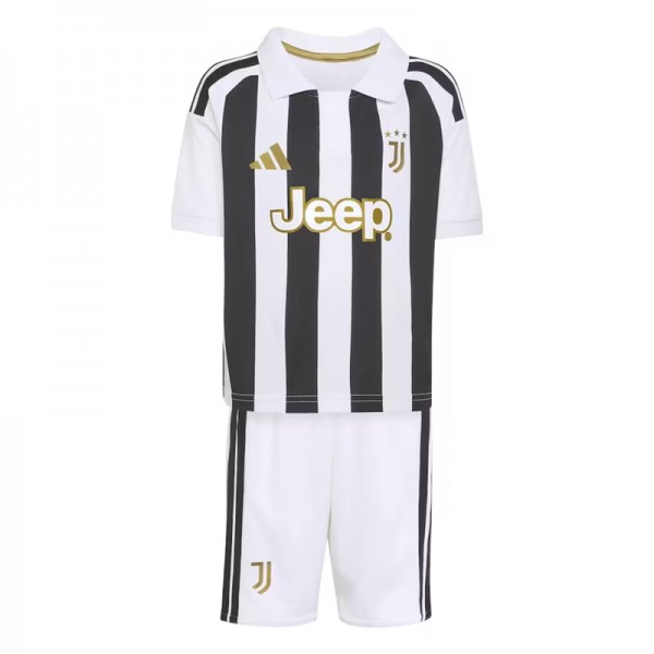 Detské Futbalový Dres Juventus Domáci 2026/27 Komplet 1 Detské Futbalový Dres Juventus Domáci 2026/27 Komplet