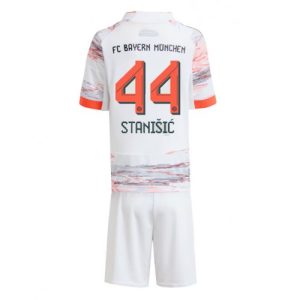 Detský Futbalový dres Bayern Munich Josip Stanisic #44 2025-26 Preč Komplety