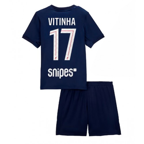 Kinder voetbalshirt compleet Paris Saint-Germain Vitinha #17 2025-26 Thuis Kinder voetbalshirt compleet Paris Saint-Germain Vitinha #17 2025-26 Thuis