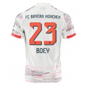 Voetbalshirt Bayern München Sacha Boey #23 2025-26 Uit