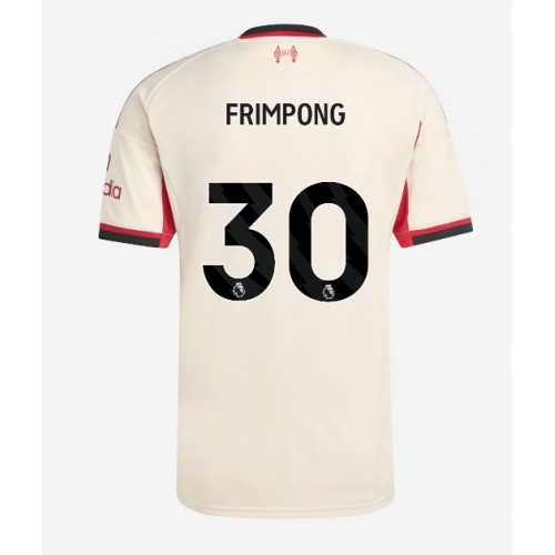 Voetbalshirt Liverpool Jeremie Frimpong #30 2025-26 Vooruit 1 Voetbalshirt Liverpool Jeremie Frimpong #30 2025-26 Uit