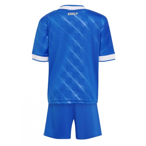Günstiges Kindertrikot für Kinder Real Madrid 2025-26 - Drittel (+ Shorts) 2 Günstiges Fußballtrikot für Kinder Real Madrid 2025-26 - Drittel (+ Shorts)