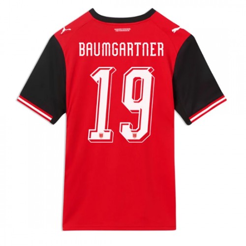 Futbalové dresy Rakúsko Domáci MS 2026 Christoph Baumgartner #19 1 Futbalové dresy Rakúsko Domáci MS 2026 Christoph Baumgartner #19