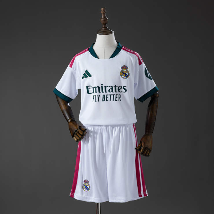 Detské Futbalový Dres Real Madrid 2026/27 Domáci dres s kraťasmi 1 Detské Futbalový Dres Real Madrid 2026/27 Domáci dres s kraťasmi