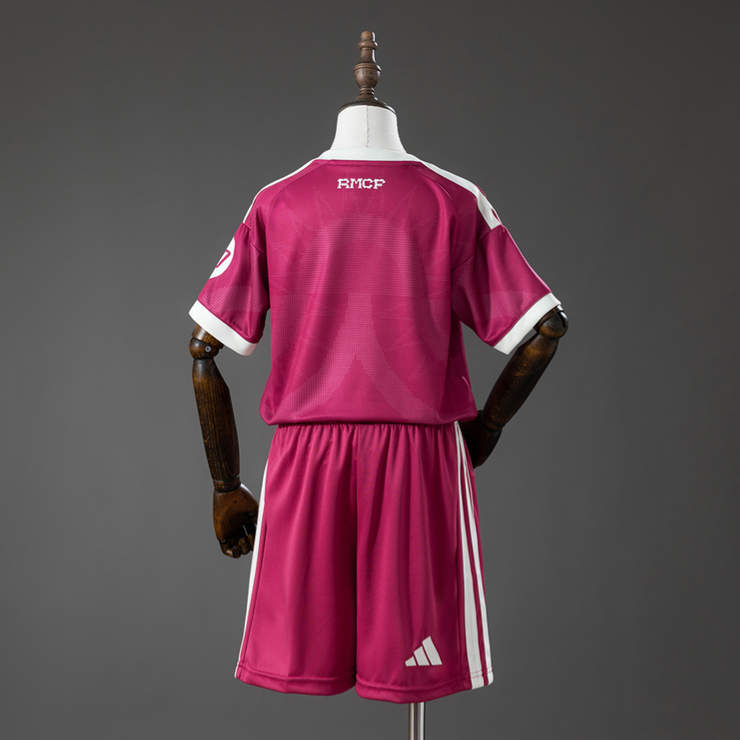 Detské Futbalový Dres Real Madrid 2026/27 Tretina dres s kraťasmi 2 Detské Futbalový Dres Real Madrid 2026/27 Tretina dres s kraťasmi-1