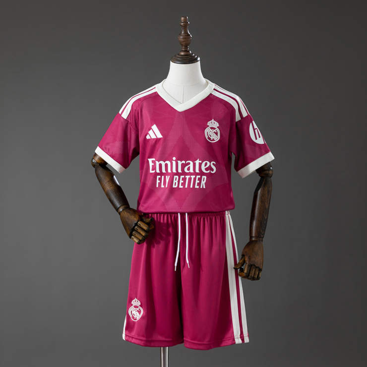 Detské Futbalový Dres Real Madrid 2026/27 Tretina dres s kraťasmi 1 Detské Futbalový Dres Real Madrid 2026/27 Tretina dres s kraťasmi