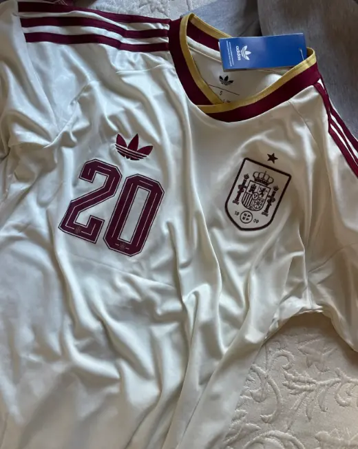 Spanielsko futbalove dresy MS 2026 Pedri Gonzalez 20 Vonkajsi.webp