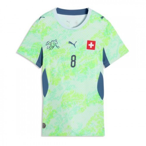 Futbalový Dres Švajčiarsko MS 2026 Vonkajší Remo Freuler #8 Ženy 2 Futbalový Dres Švajčiarsko MS 2026 Vonkajší Remo Freuler #8 Ženy