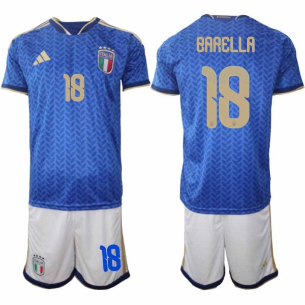 Voetbalshirt Italië WK 2026 Nicolo Barella #8 thuis heren set 1 Voetbalshirts Italië WK 2026 Nicolo Barella #8 hjemme heren-set